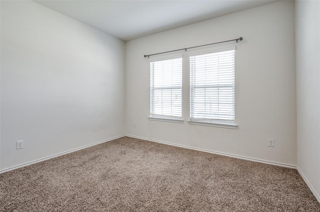 728 Glover Drive Property Photo 12