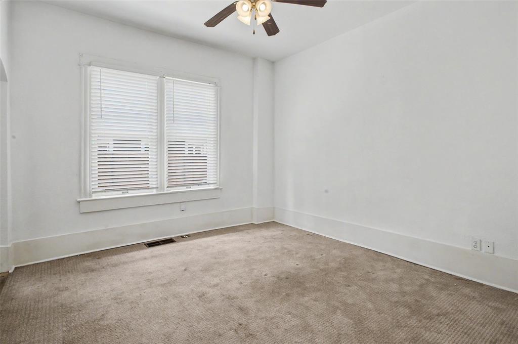 1601 S Henderson Street Property Photo 25
