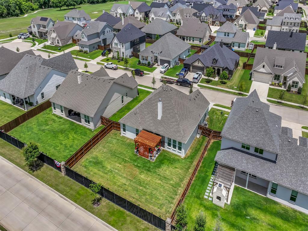 105 W Furlong Property Photo 35