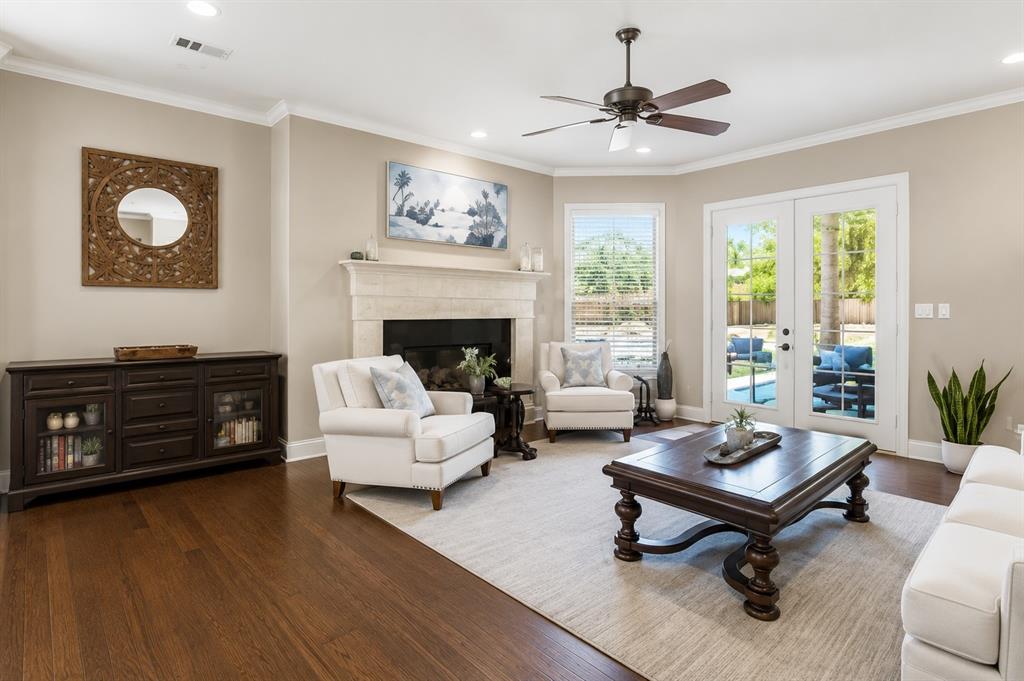 2104 Camden Property Photo 15