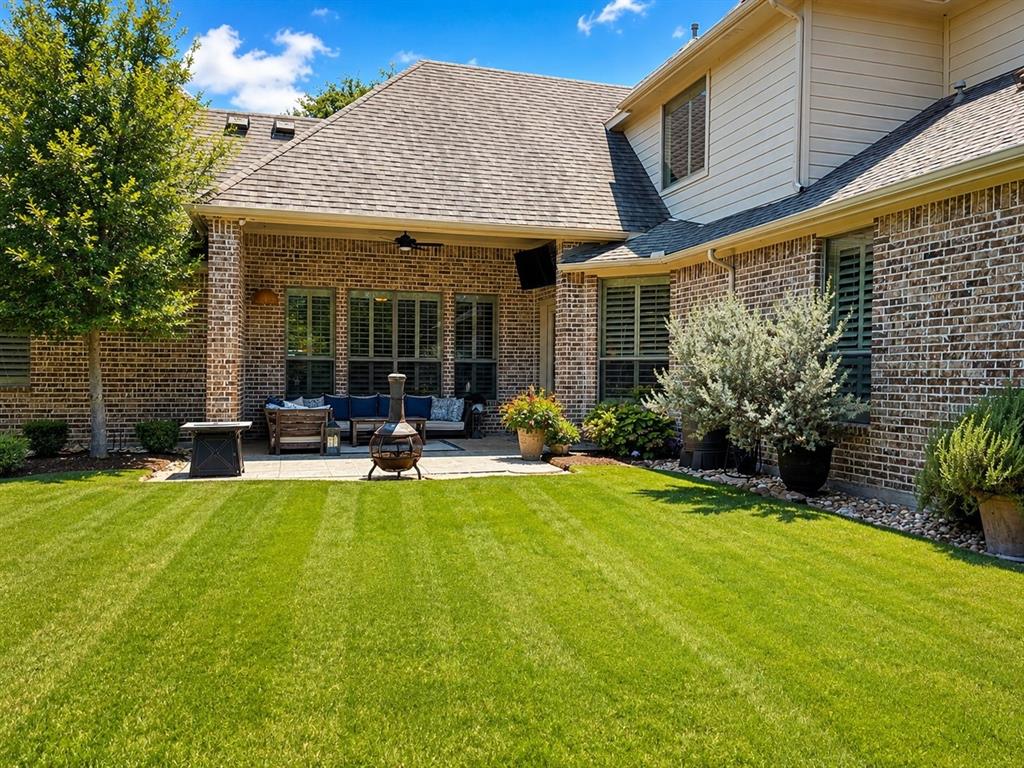 2104 Camden Property Photo 40