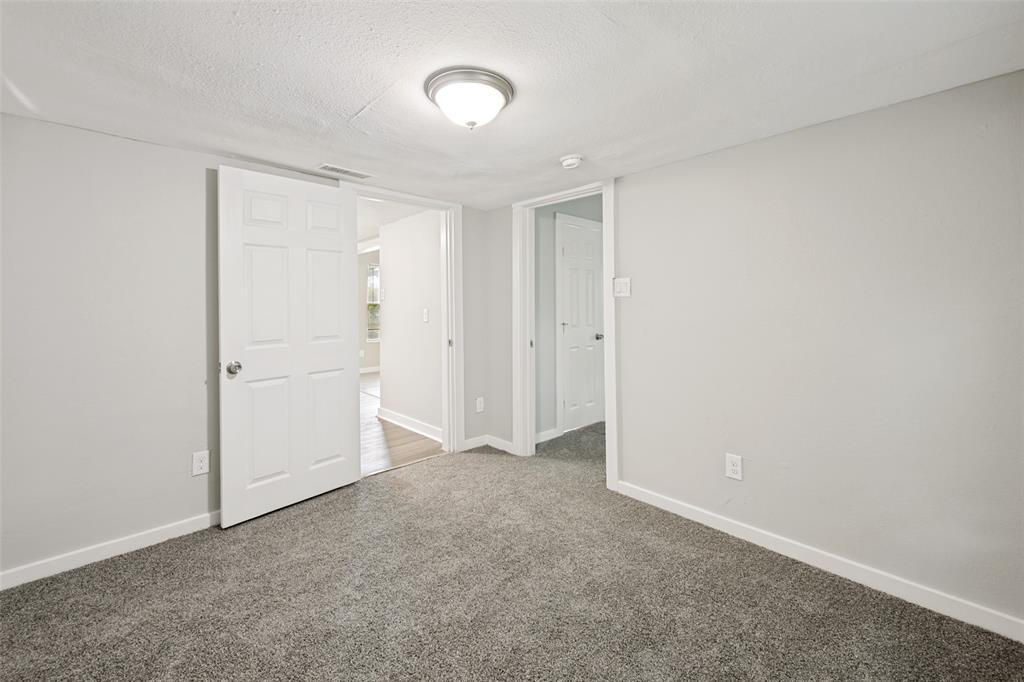 1245 Lowe Street Property Photo 11