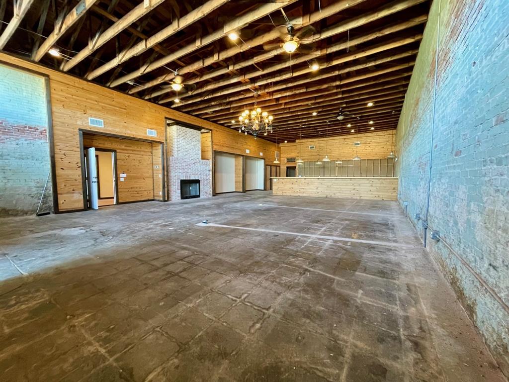 189 Broadway Property Photo 6