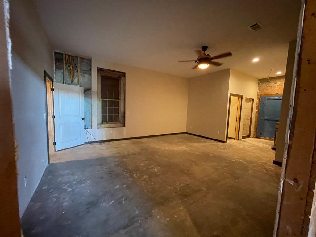 189 Broadway Property Photo 11