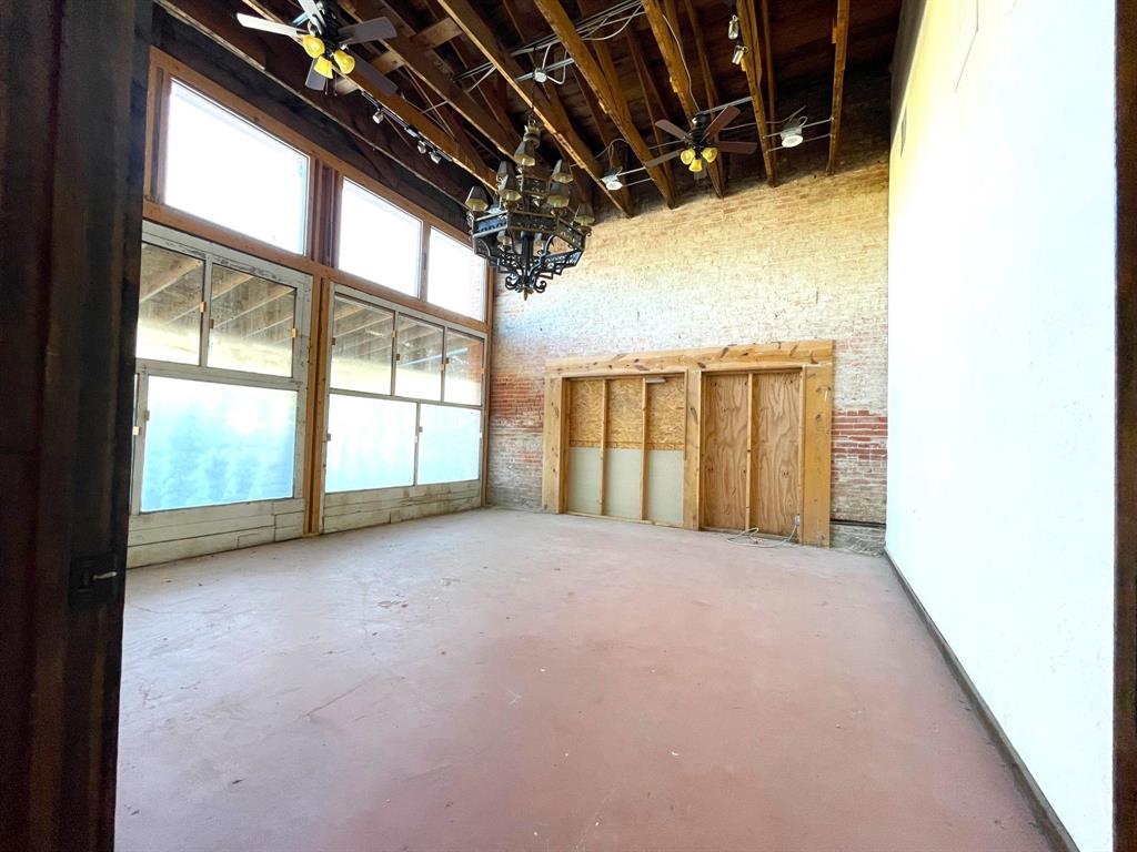189 Broadway Property Photo 20