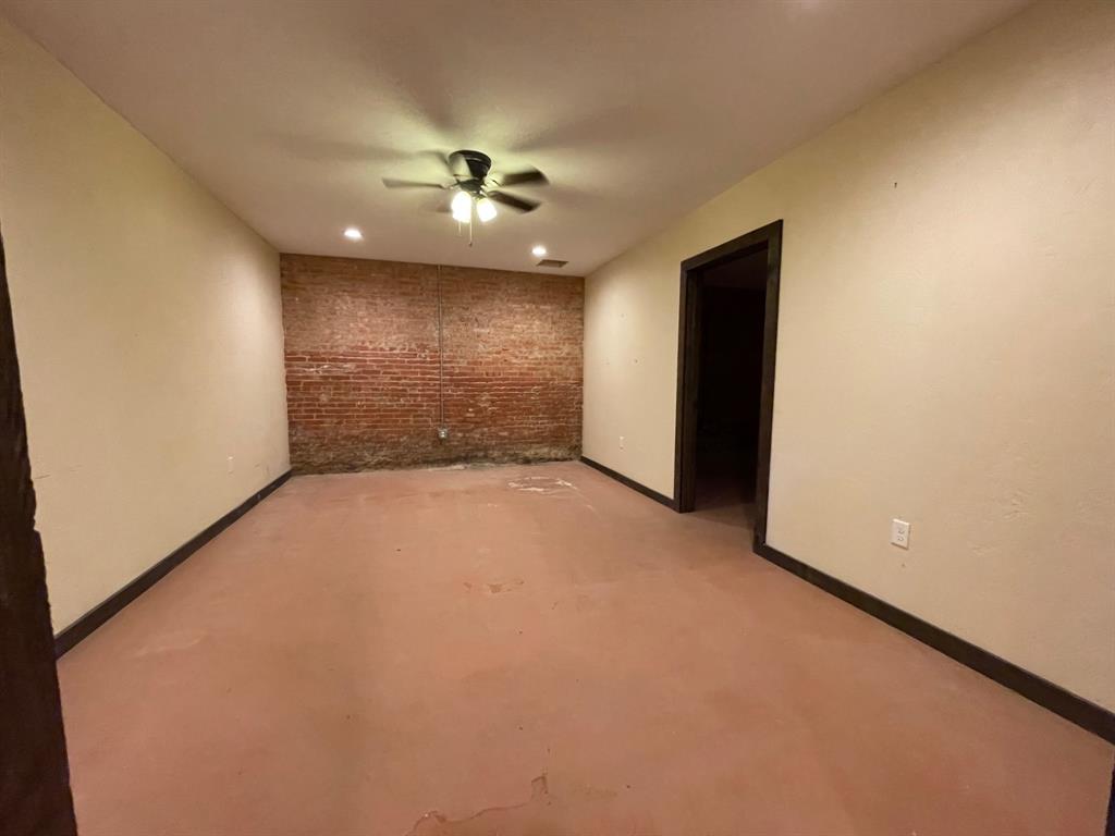 189 Broadway Property Photo 21