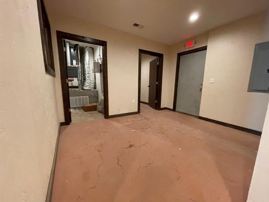 189 Broadway Property Photo 27