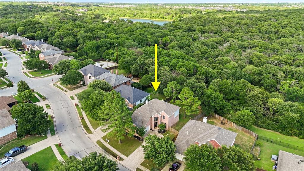 7013 Riverchase Trail Property Photo 1
