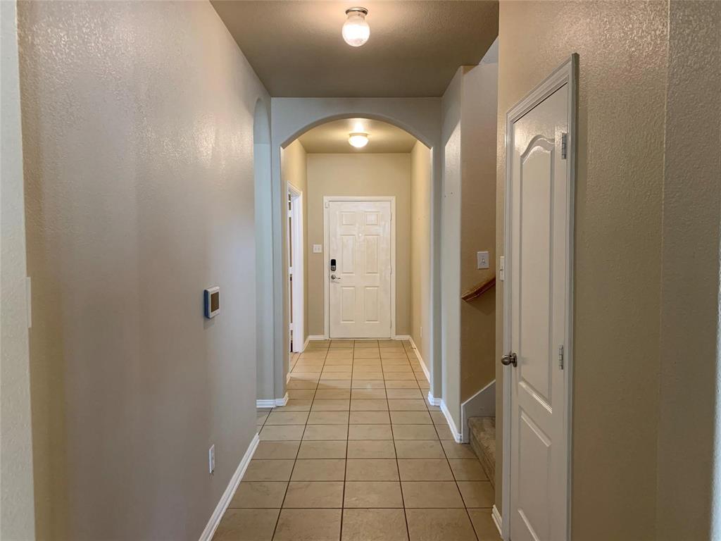 9113 Hope Drive Property Photo 3