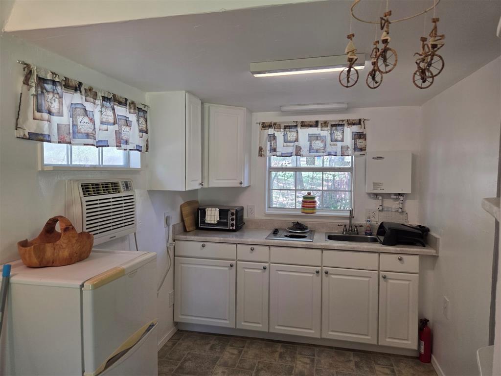 150 Dover Drive Property Photo 7