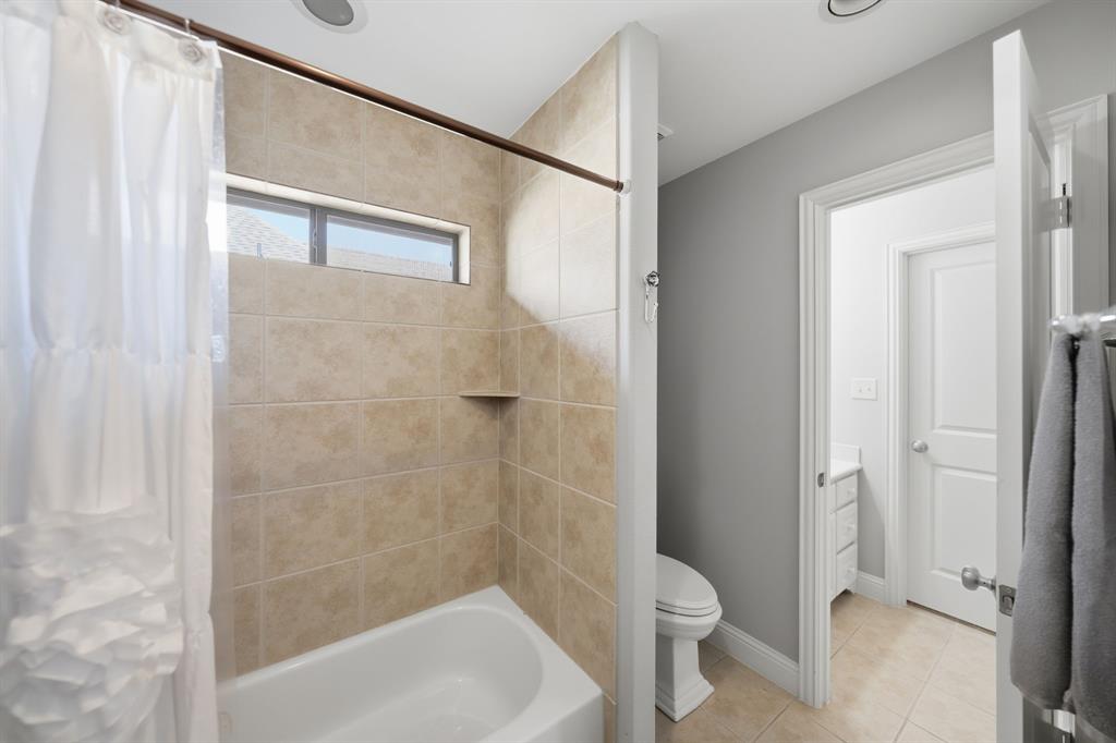 860 Blackberry Lane Property Photo 21