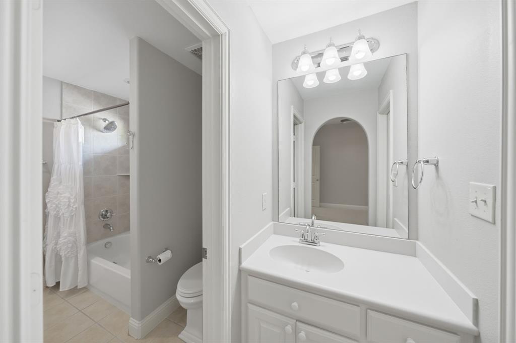 860 Blackberry Lane Property Photo 23