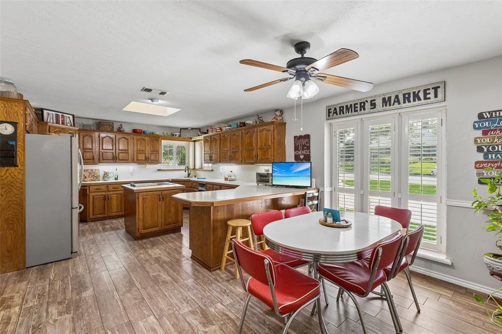 2430 Turtle Creek Drive Property Photo 12