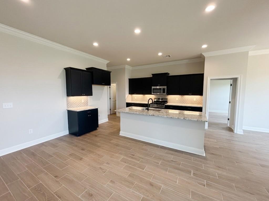 209 Woodcrest Drive Property Photo 3