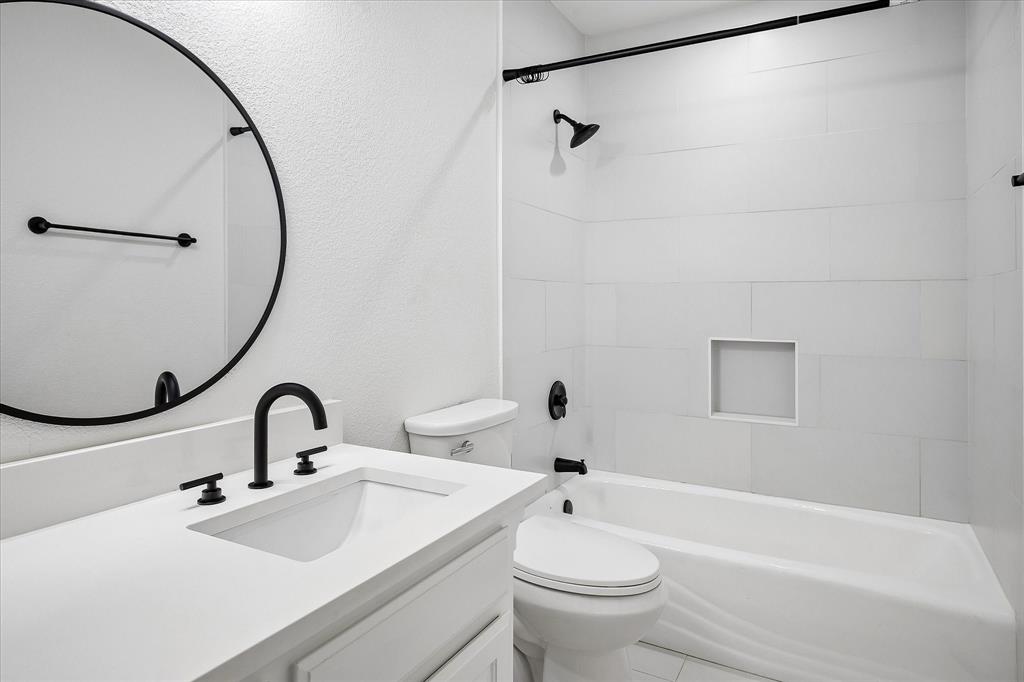 8308 Thistle Court Property Photo 25