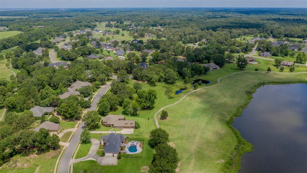 52 Golf Club Drive Property Photo 5