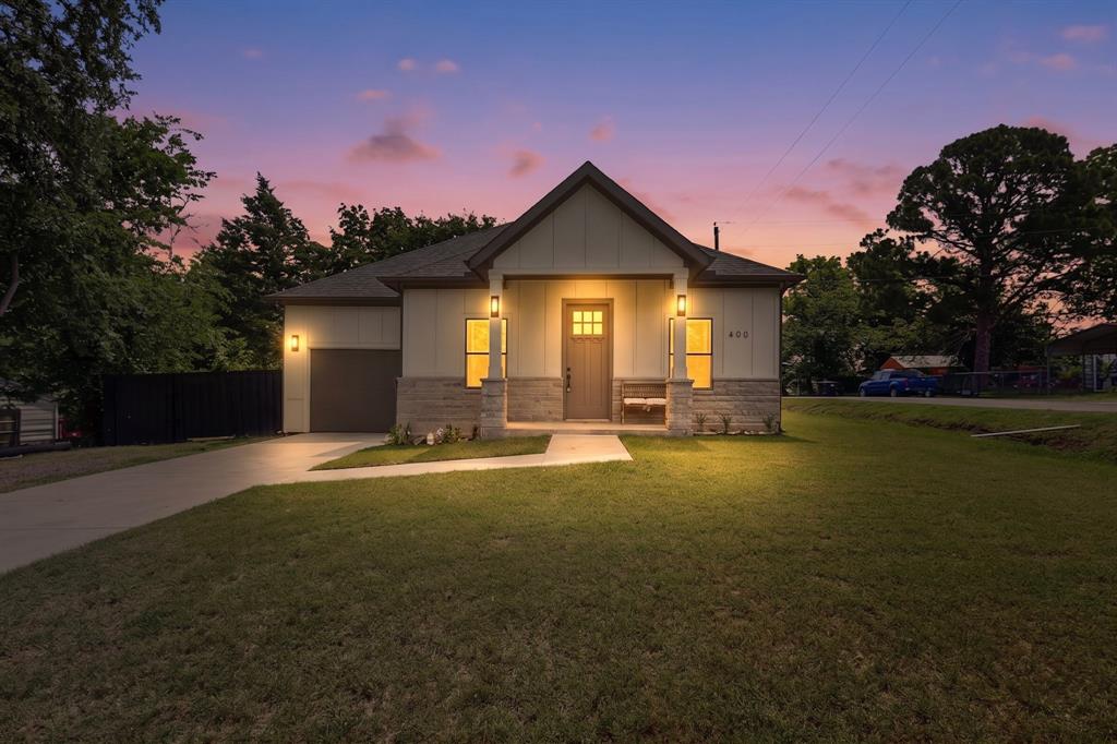 400 Kenny Drive Property Photo 1