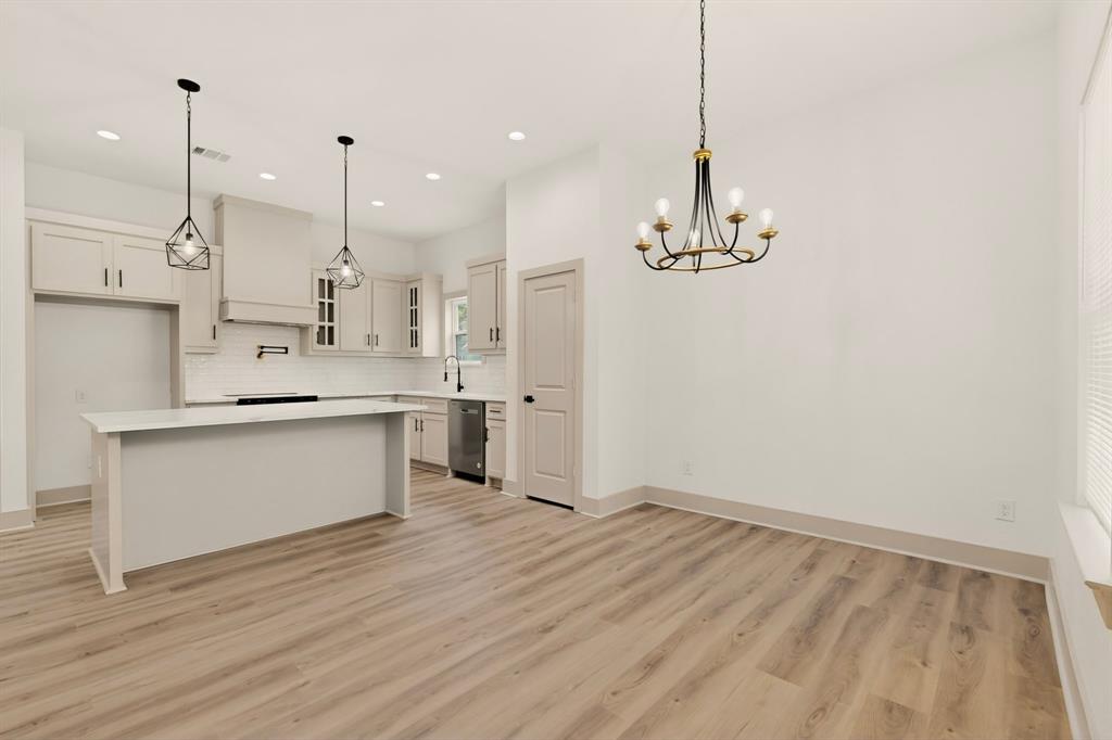 400 Kenny Drive Property Photo 13