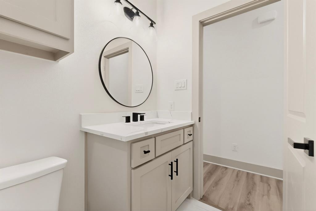 400 Kenny Drive Property Photo 19