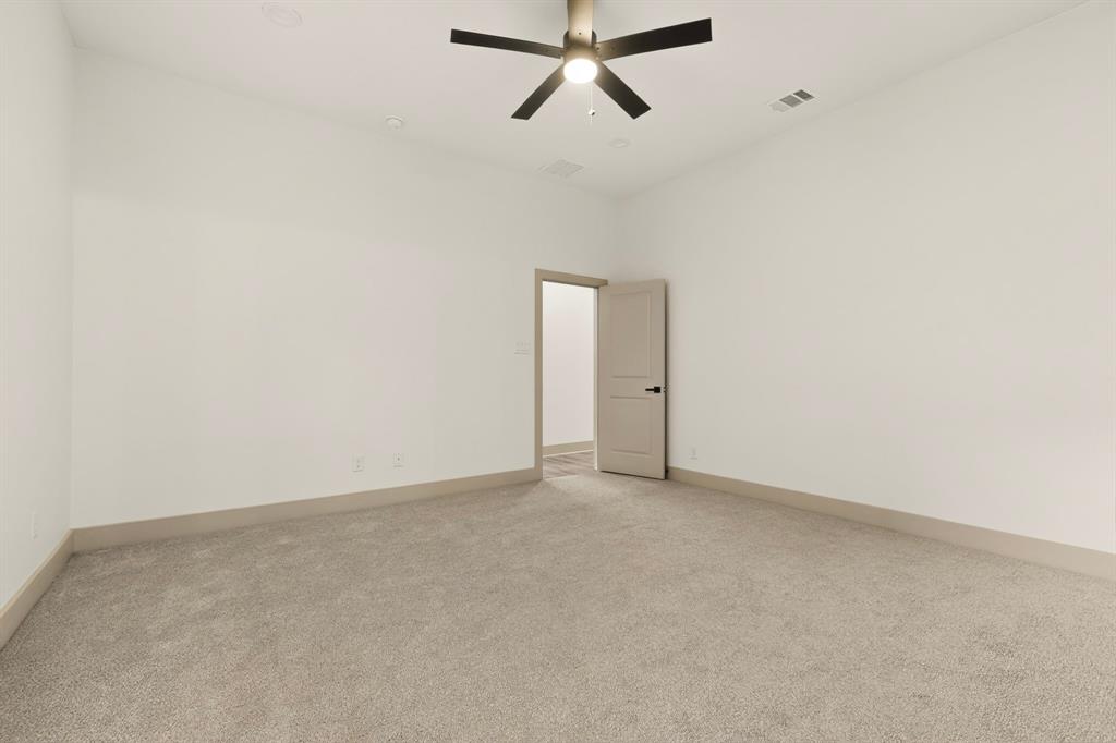 400 Kenny Drive Property Photo 22