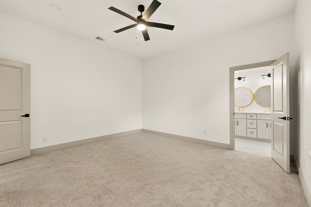 400 Kenny Drive Property Photo 23