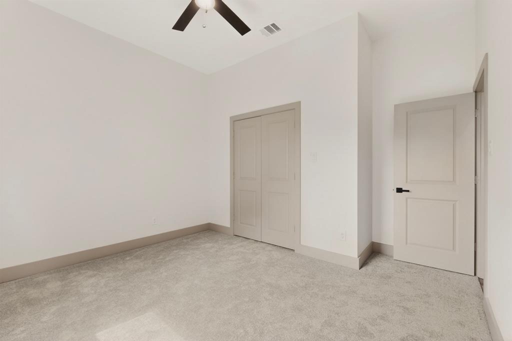 400 Kenny Drive Property Photo 29