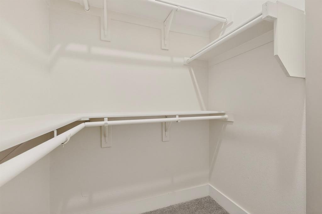 400 Kenny Drive Property Photo 33