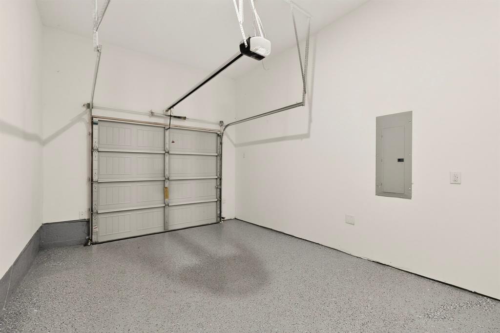 400 Kenny Drive Property Photo 35