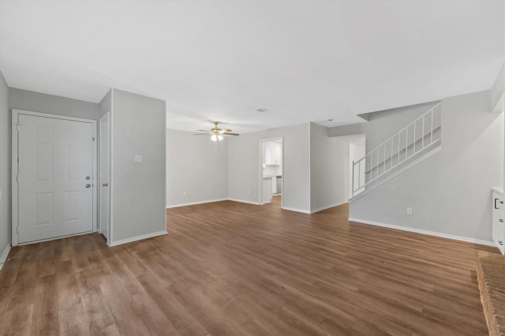 4005 Ridgebrook Drive Property Photo 5