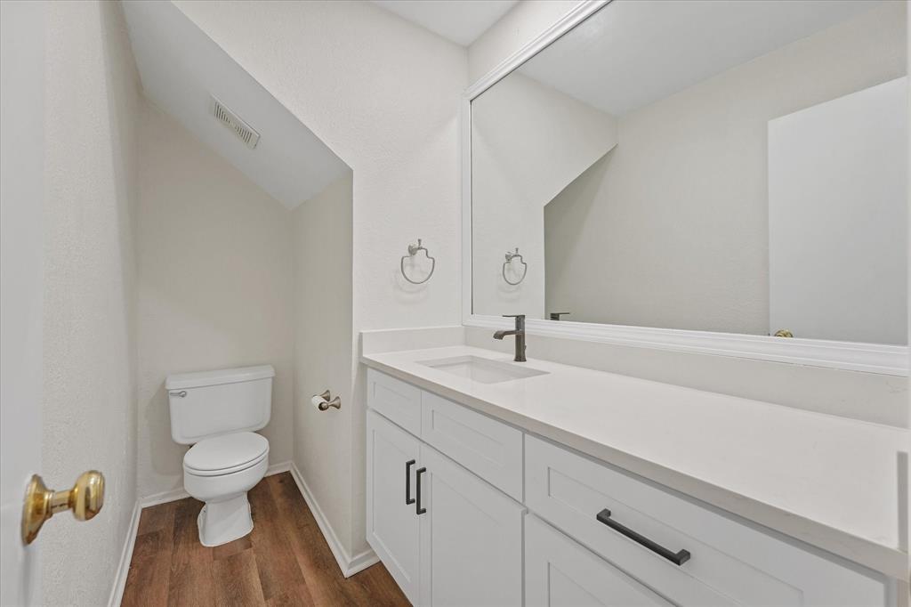 4005 Ridgebrook Drive Property Photo 9