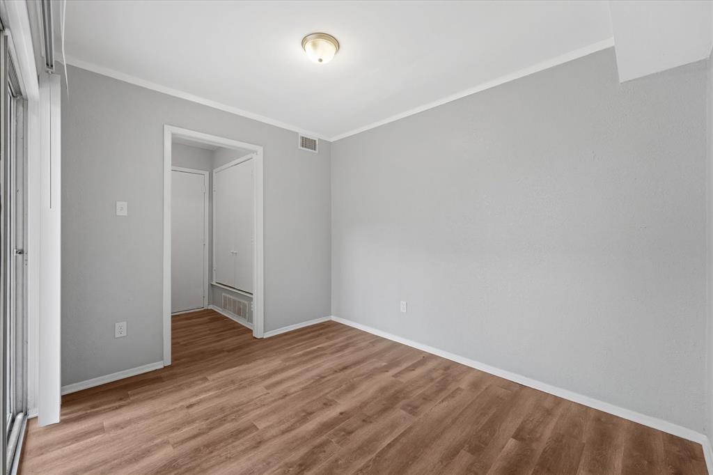 4005 Ridgebrook Drive Property Photo 10