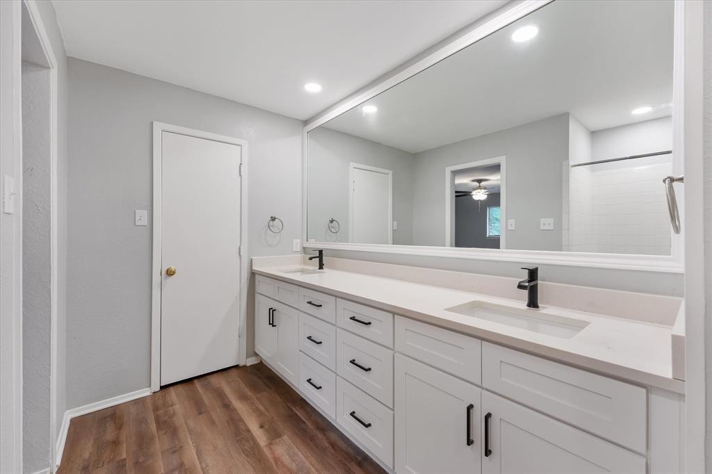 4005 Ridgebrook Drive Property Photo 14