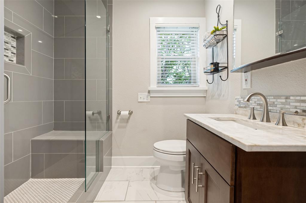 6490 Bordeaux Avenue Property Photo 23