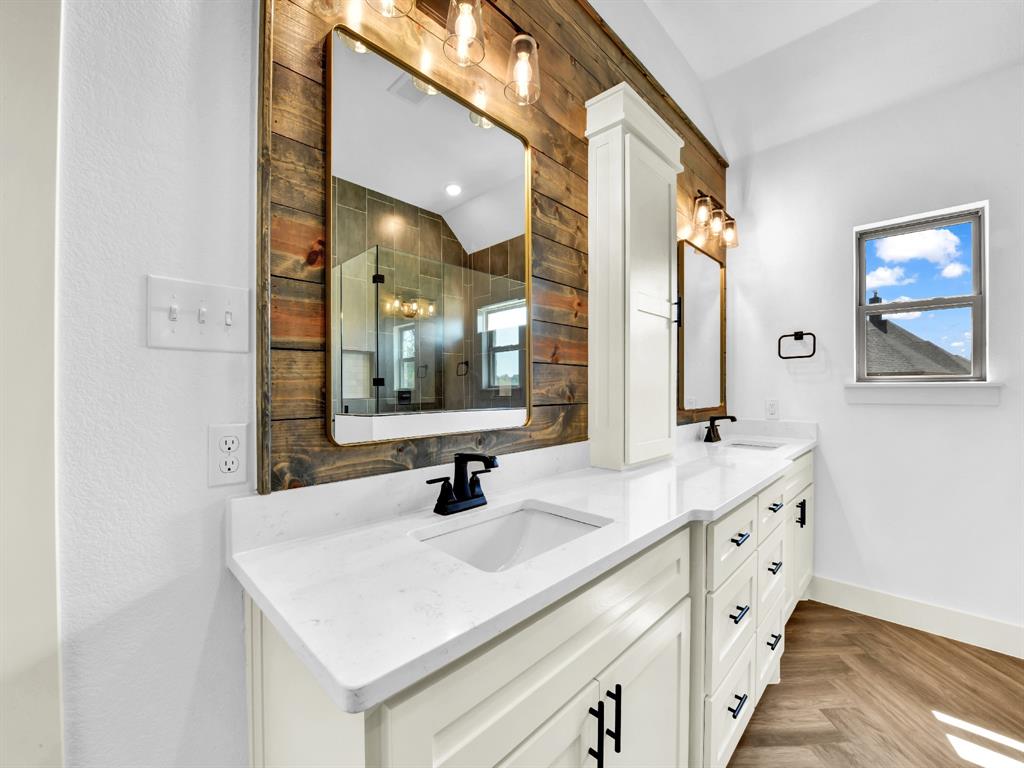 10016 Valley Oak Way Property Photo 15