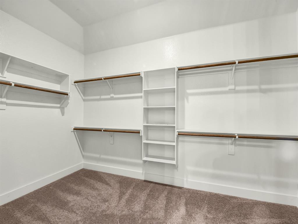 10016 Valley Oak Way Property Photo 18
