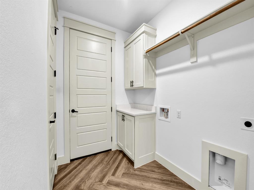 10016 Valley Oak Way Property Photo 23