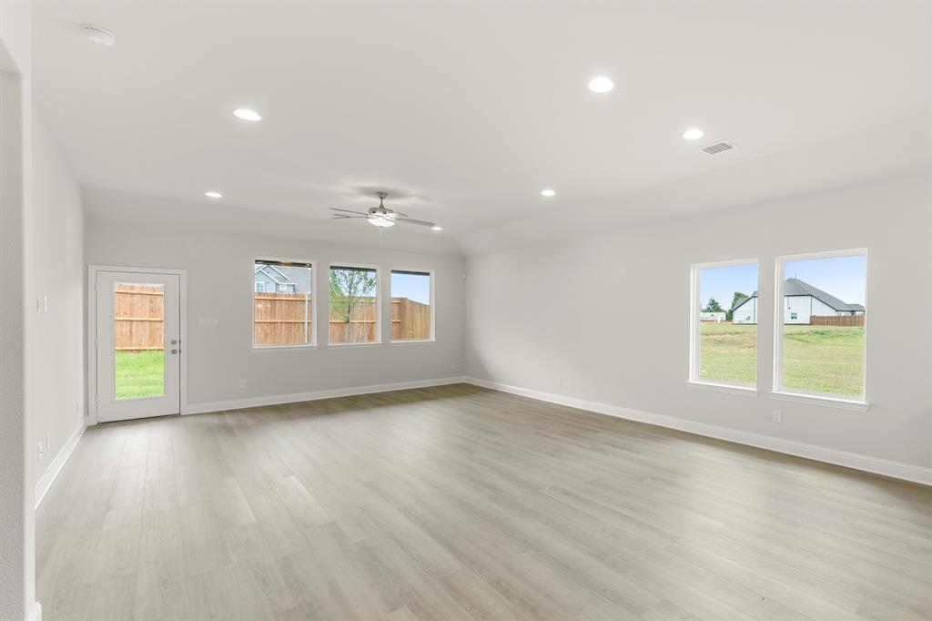 1821 Gleasondale Drive Property Photo 7