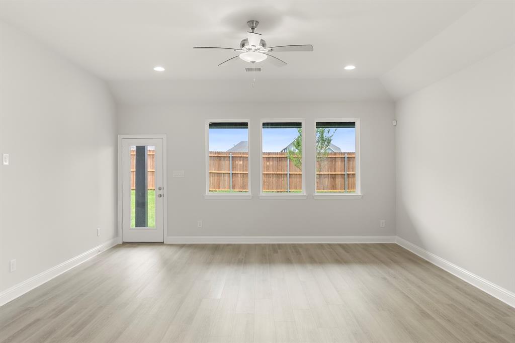 1821 Gleasondale Drive Property Photo 9