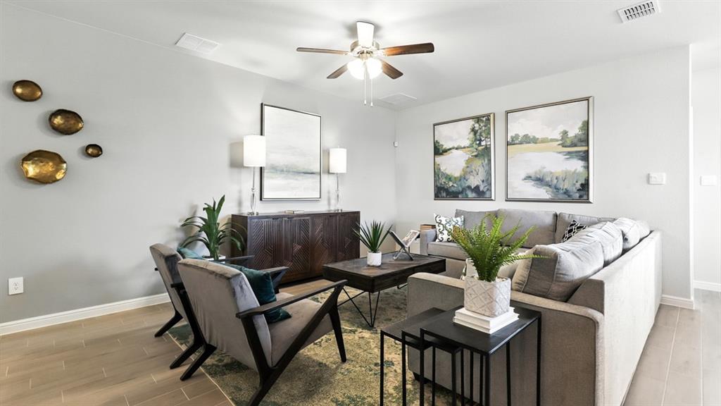 412 Sunday Silence Way Property Photo 10