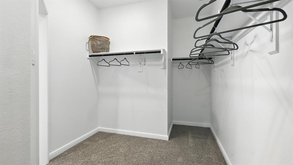 412 Sunday Silence Way Property Photo 15