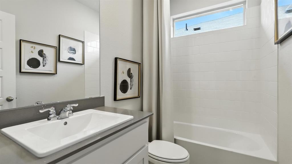 412 Sunday Silence Way Property Photo 17