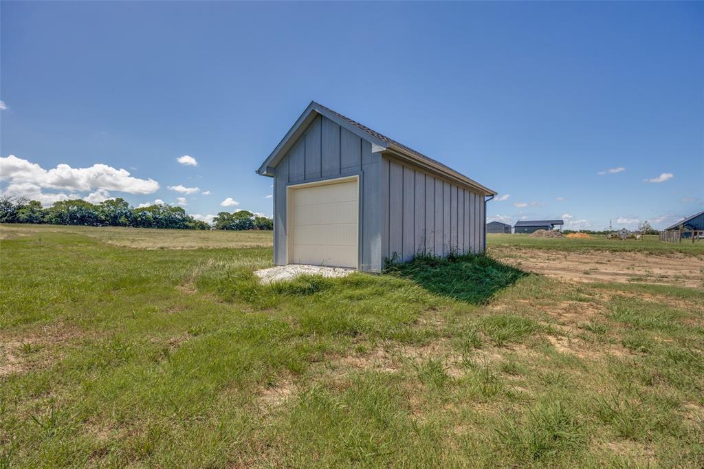 1948 County Road 1255 Property Photo 28
