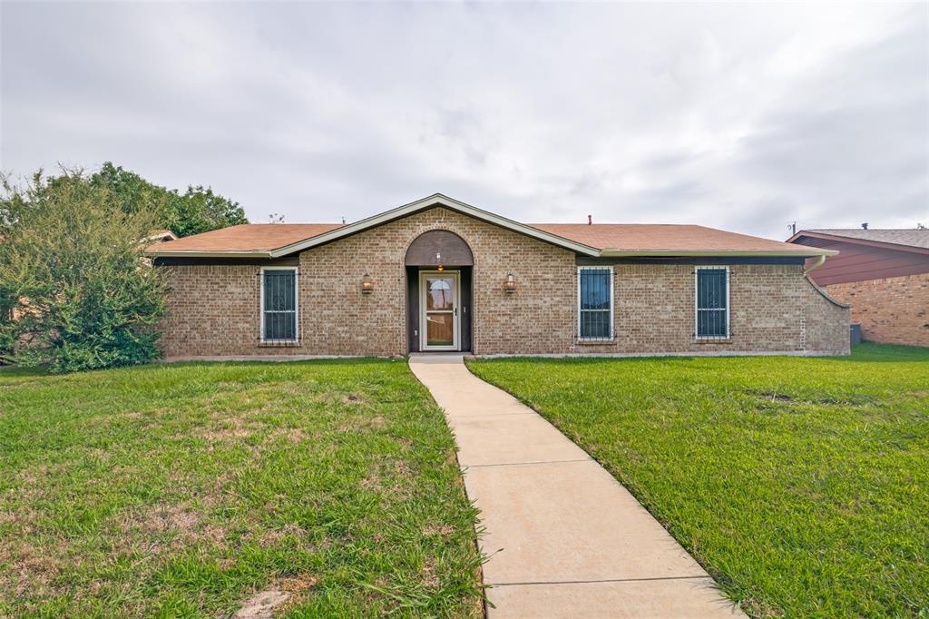 527 Dinalynn Street Property Photo 1