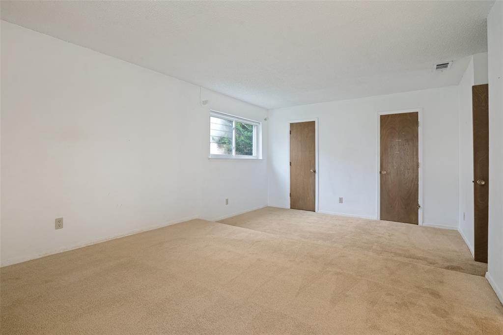 527 Dinalynn Street Property Photo 12