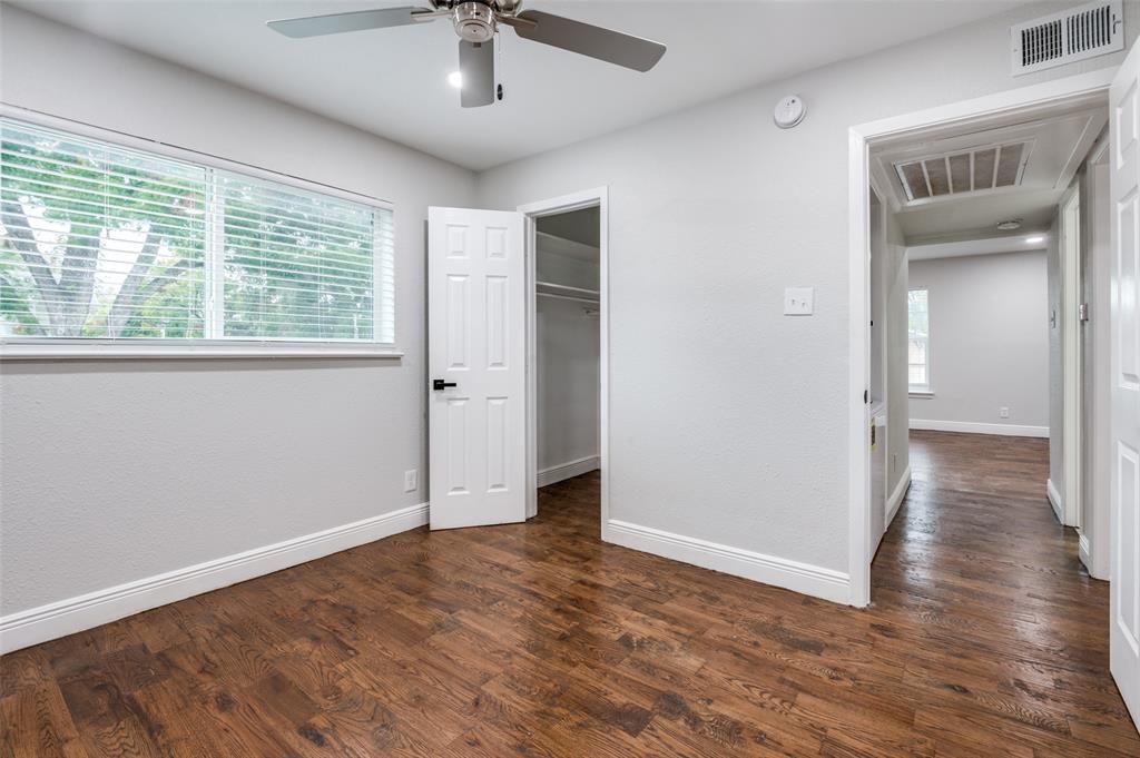 5444 Gaston Avenue 202 Property Photo 6