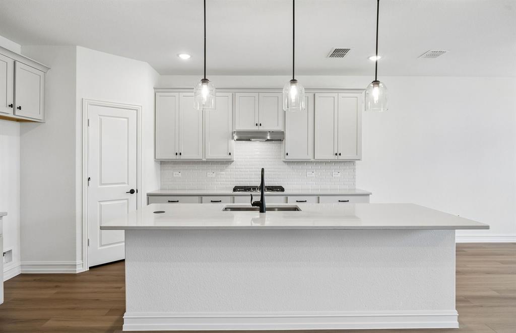 11221 Orchard Lane Property Photo 6