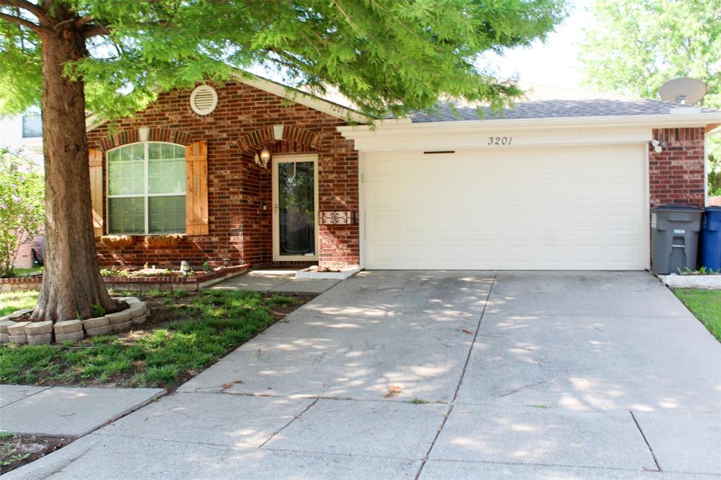 3201 Kingsbrook Drive Property Photo 1