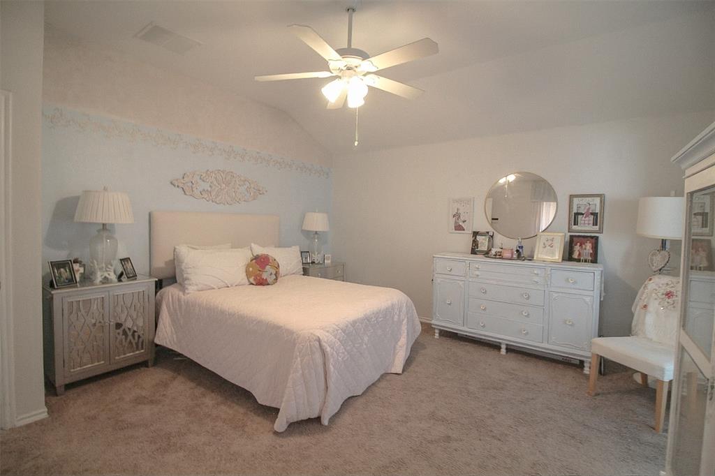 3201 Kingsbrook Drive Property Photo 23