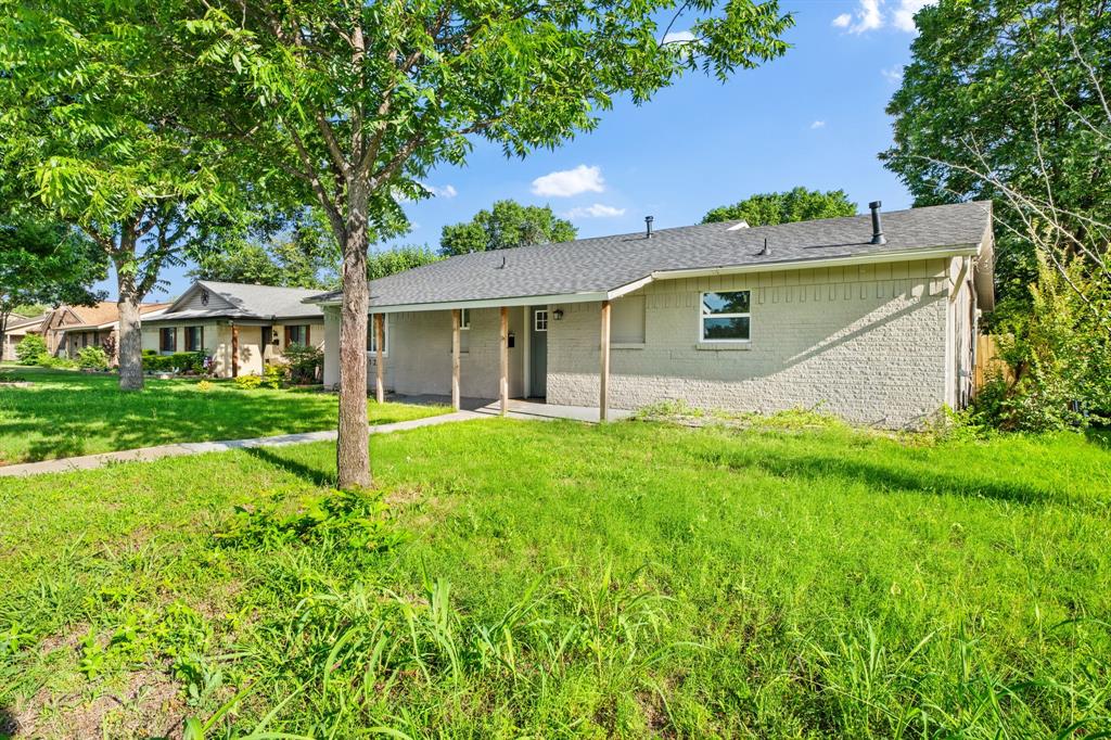 2126 Travis Drive Property Photo 8