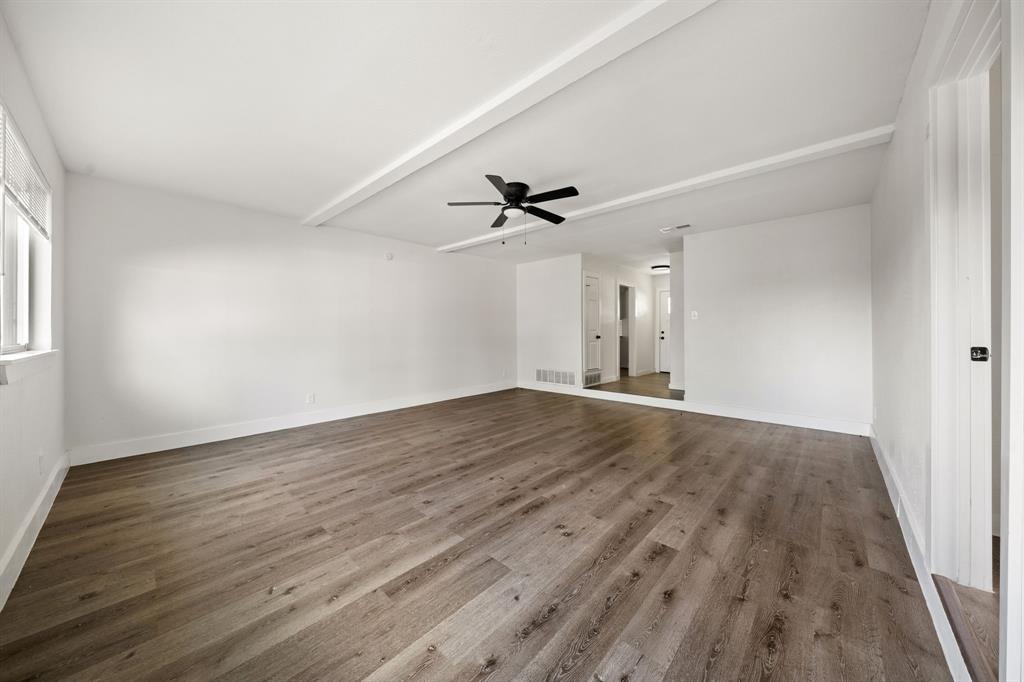 2126 Travis Drive Property Photo 18